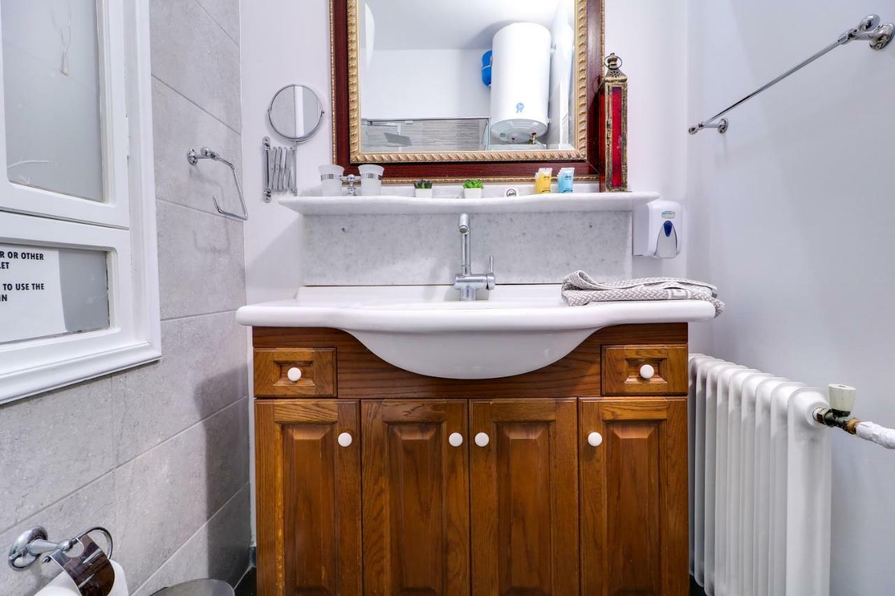 Plaka Elegant Apartment Atény Exteriér fotografie